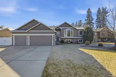 2908 E Clover Park Ave, Mead, WA 99021