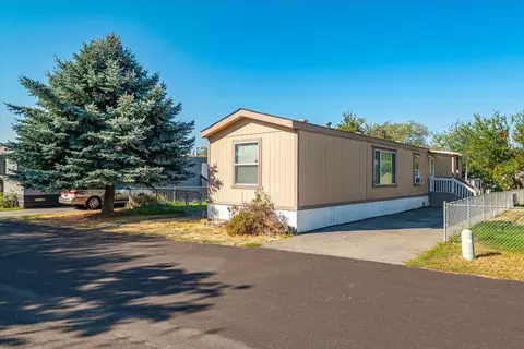 21725 E Wellesley Ave #9, Otis Orchards, WA 99027