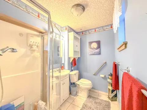 Bath - 41 Eagle Ln, Kettle Falls, WA 99141 photo 1 of 4