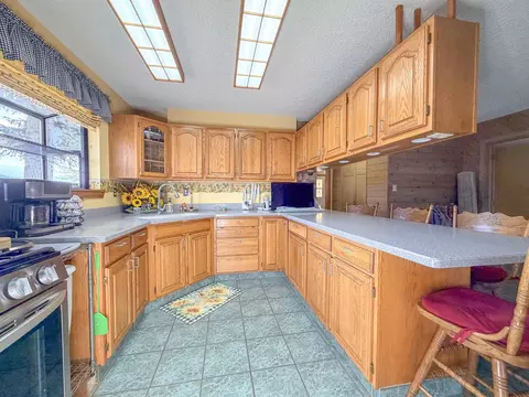 Kitchen - 41 Eagle Ln, Kettle Falls, WA 99141 photo 1 of 5
