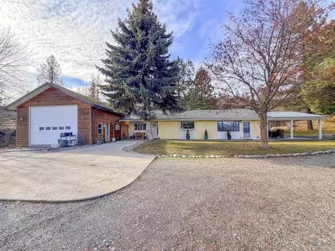 Exterior - 41 Eagle Ln, Kettle Falls, WA 99141 photo 2 of 4