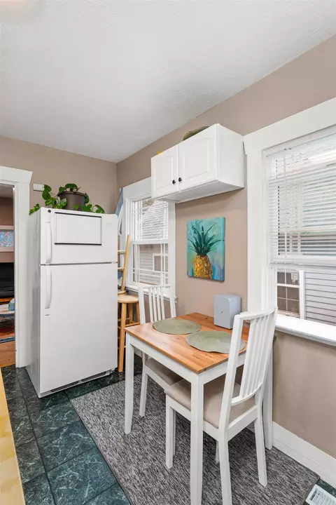 Kitchen - 807 E 11th Ave, Spokane, WA 99202 photo 3 of 6