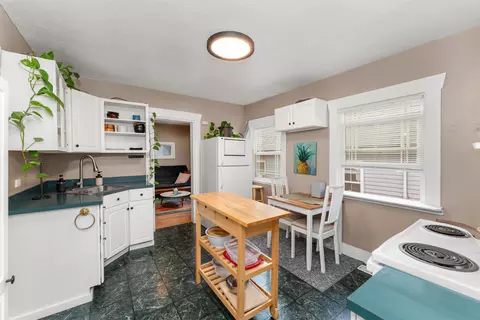 Kitchen - 807 E 11th Ave, Spokane, WA 99202 photo 6 of 6
