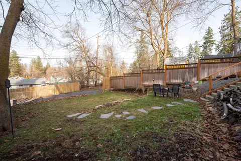 Exterior - 807 E 11th Ave, Spokane, WA 99202 photo 10 of 19