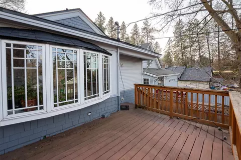 Exterior - 807 E 11th Ave, Spokane, WA 99202 photo 4 of 19
