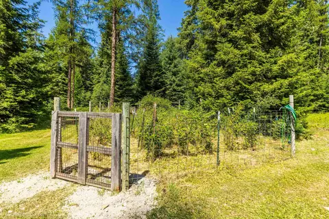 263 Fourspots Rd, Cusick, WA 99119 photo 30