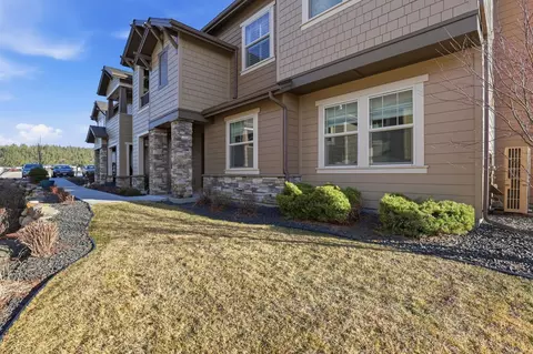 24493 E Pinnacle Ct UNIT A, Liberty Lake, WA 99019