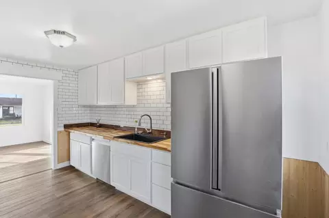 Kitchen - 1721 E Central Ave, Spokane, WA 99207 photo 1 of 4