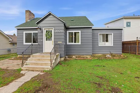 3928 W Longfellow Ave, Spokane, WA 99205