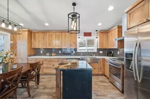 Kitchen - 4510 W Alpine Dr, Spokane, WA 99208 photo 3 of 7