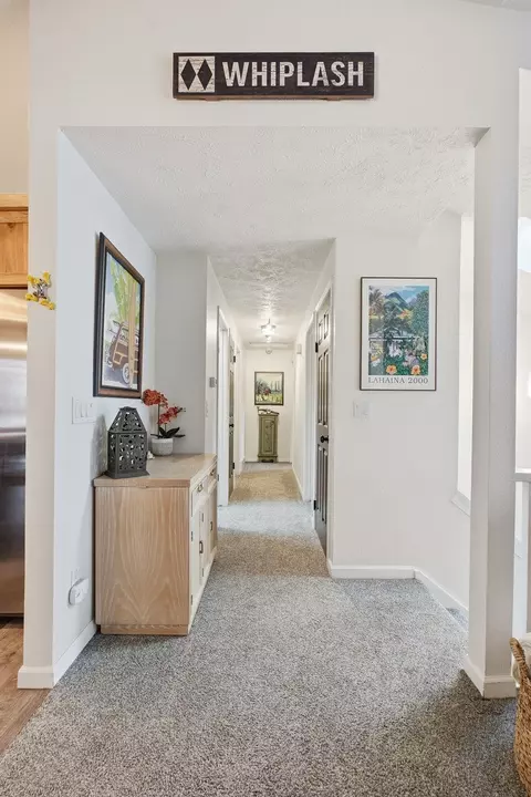 Entry Way - 4510 W Alpine Dr, Spokane, WA 99208 photo 2 of 2