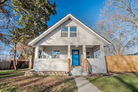 Exterior - 2711 Everett Ave, Spokane, WA 99217 photo 7 of 9