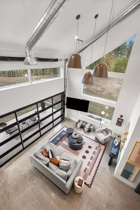 Living - 618 E Washington Rd, Spokane, WA 99224 photo 4 of 4