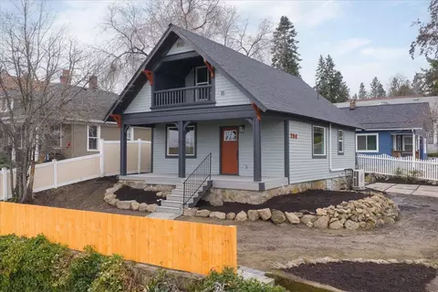 704 E Hartson Ave, Spokane, WA 99202