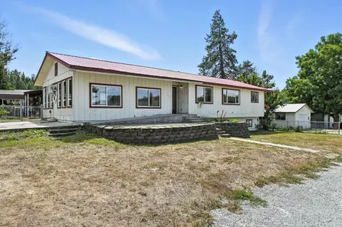 427 W 7th St, Newport, WA 99156