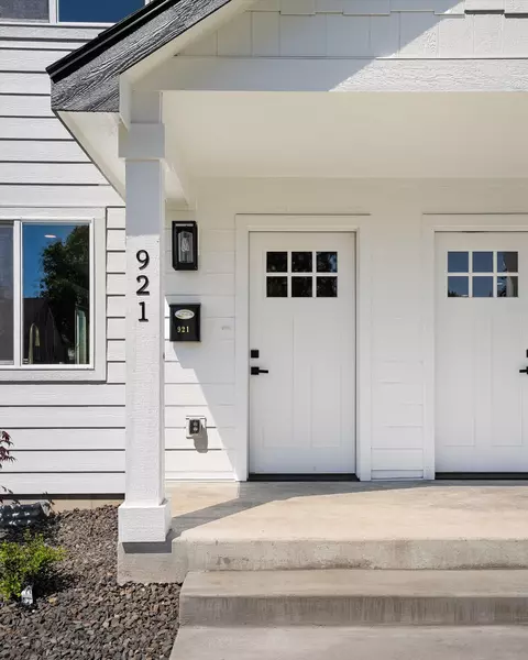 Exterior - 921 Everett Ave #923 E EVERETT AVE, Spokane, WA 99207 photo 5 of 9