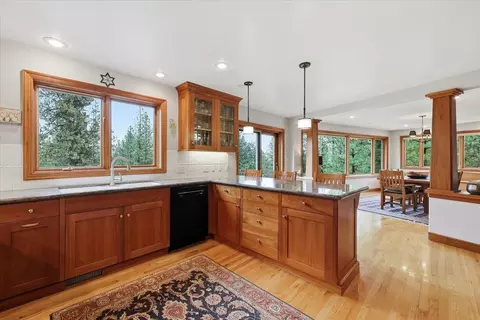 Kitchen - 1813 Estates Rd, Spokane, WA 99224 photo 3 of 4