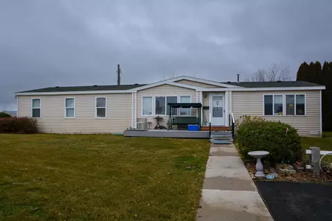 1873 8th St, Davenport, WA 99122