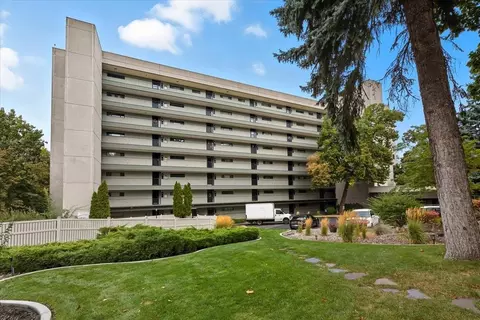 700 W 7th Ave #806, Spokane, WA 99204
