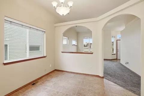 9216 N Oak St, Spokane, WA 99208 photo 8