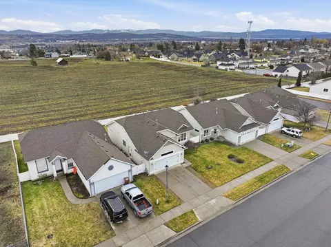 9216 N Oak St, Spokane, WA 99208 photo 42