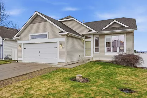 9216 N Oak St, Spokane, WA 99208 photo 2
