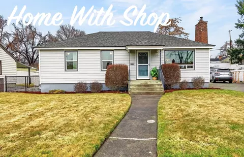 2704 W Hoffman Ave, Spokane, WA 99205
