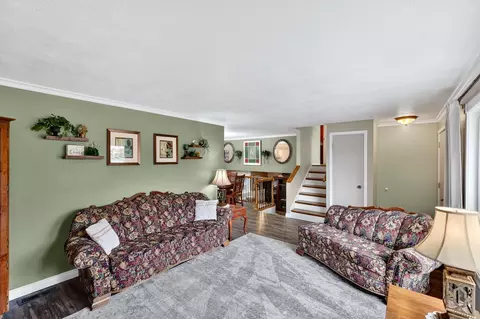 Living - 515 E Shenandoah Dr, Spokane, WA 99208 photo 1 of 5