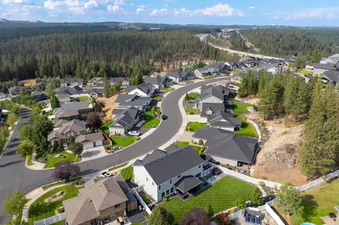 View/Area - 110 E Sapphire Ln, Spokane, WA 99208 photo 5 of 7