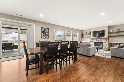 Dining - 110 E Sapphire Ln, Spokane, WA 99208 photo 1 of 1