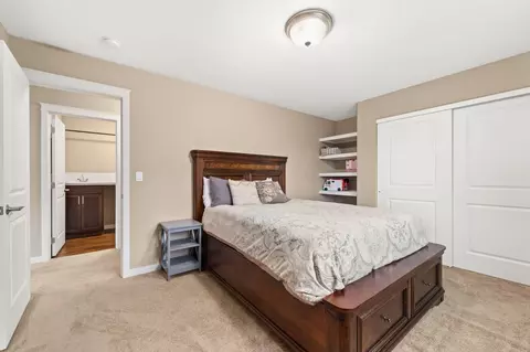 Bedroom - 110 E Sapphire Ln, Spokane, WA 99208 photo 2 of 5