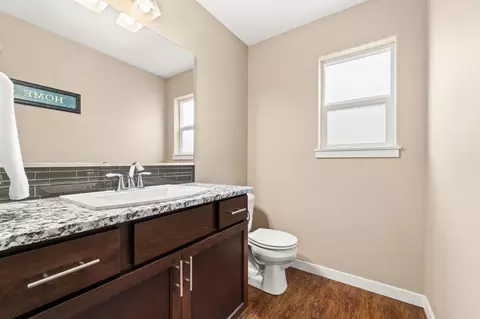 Bath - 110 E Sapphire Ln, Spokane, WA 99208 photo 1 of 5