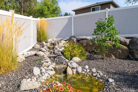 Exterior - 110 E Sapphire Ln, Spokane, WA 99208 photo 14 of 14