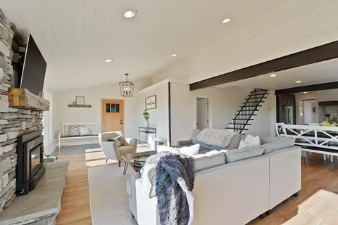 Living - 2206 E Pine Hill Ln, Spokane, WA 99224 photo 3 of 4