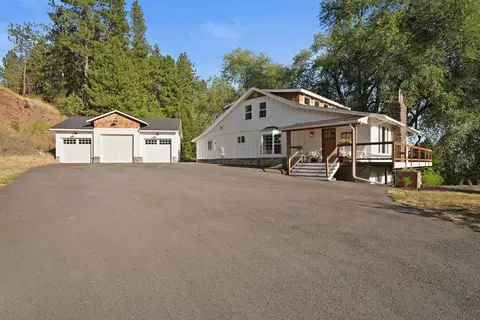 2206 E Pine Hill Ln, Spokane, WA 99224