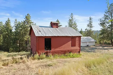 Exterior - 2206 E Pine Hill Ln, Spokane, WA 99224 photo 3 of 4