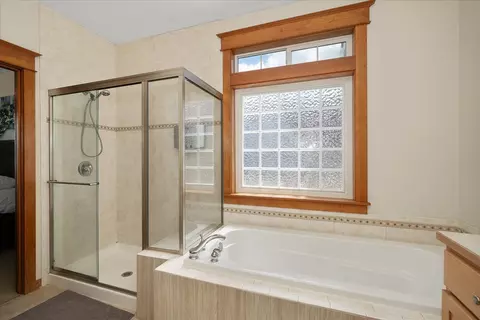 Bath - 7614 N G St, Spokane, WA 99208 photo 2 of 4