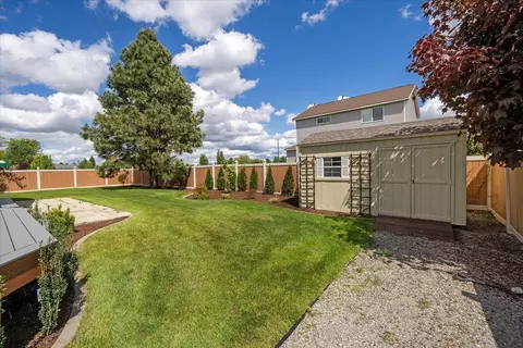 Exterior - 7614 N G St, Spokane, WA 99208 photo 5 of 9