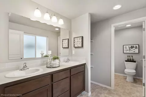 Bath - 313 Apple Tree Ct, Cheney, WA 99004 photo 1 of 3
