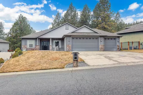 5805 N Hermosa Cir, Otis Orchards, WA 99027