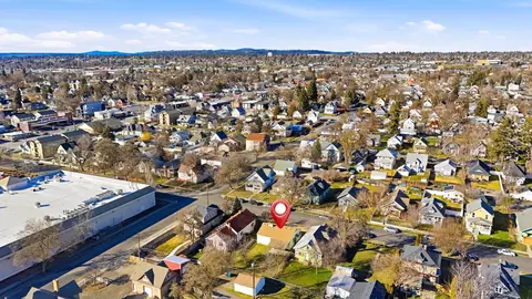 View/Area - 1012 E Augusta Ave, Spokane, WA 99207 photo 8 of 9