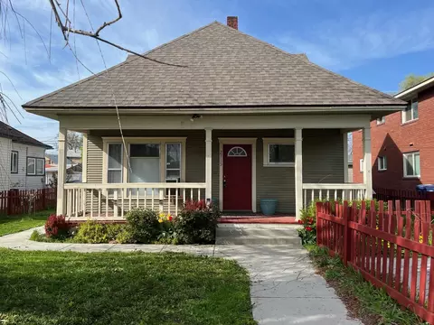 2715 E Diamond Ave, Spokane, WA 99217