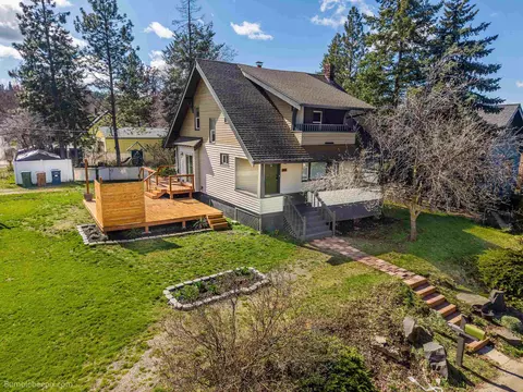 Exterior - 1858 E 8th Ave, Spokane, WA 99202 photo 2 of 2