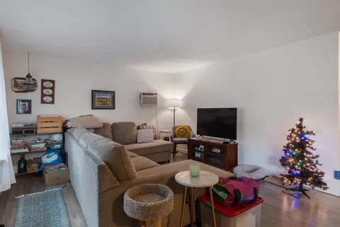 Living - 1723-1725 E 13th Ave, Spokane, WA 99202 photo 1 of 2