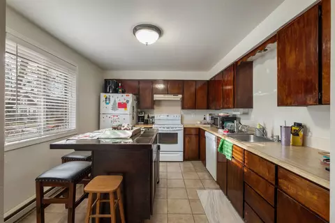 Kitchen - 1723-1725 E 13th Ave, Spokane, WA 99202 photo 1 of 4