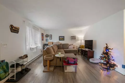 Living - 1723-1725 E 13th Ave, Spokane, WA 99202 photo 2 of 2