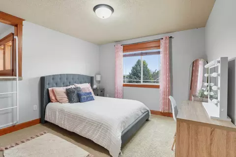 Bedroom - 821 E Westcrest Rd, Colbert, WA 99005 photo 2 of 4