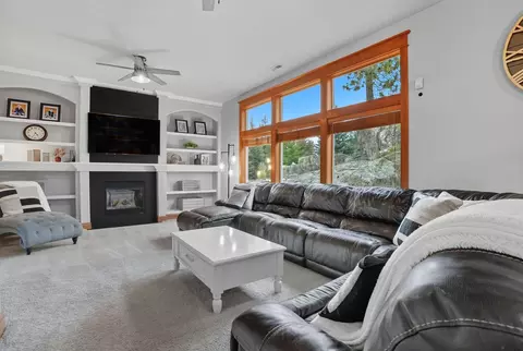 Living - 821 E Westcrest Rd, Colbert, WA 99005 photo 2 of 3