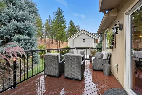 Exterior - 821 E Westcrest Rd, Colbert, WA 99005 photo 3 of 6