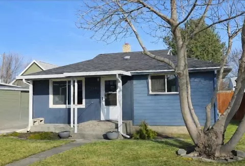 5804 N G St, Spokane, WA 99205